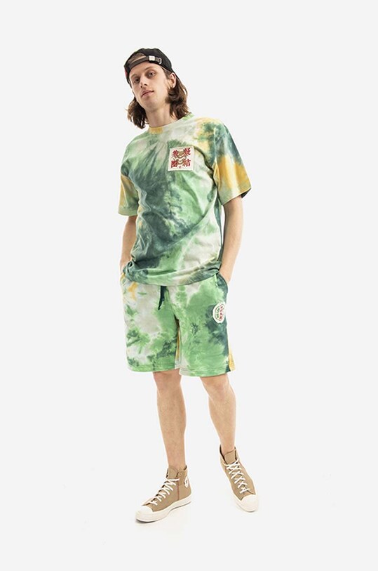 Bavlnené šortky CLOT Badge Shorts CLSRS50016-GREEN CLSRS50016.GREEN zelená AA00