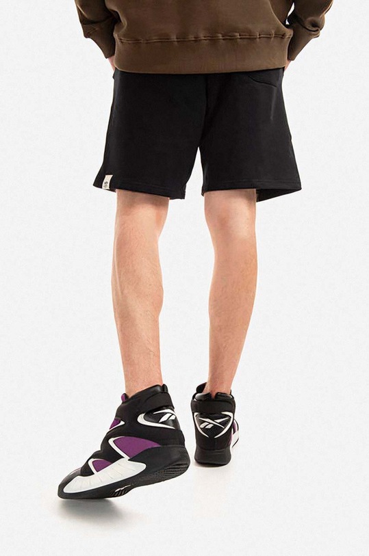 Odzież Alpha Industries szorty bawełniane 106365.649 czarny