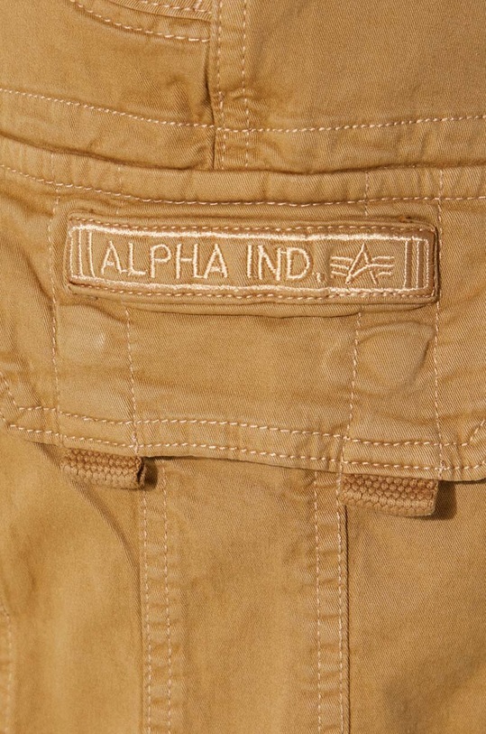 Къс панталон Alpha Industries 176203.13 зелен