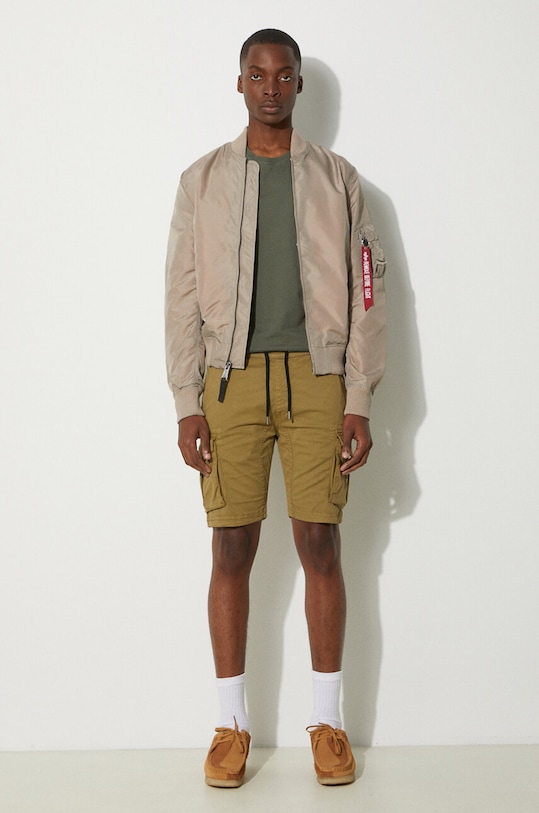 Kratke hlače Alpha Industries 106251.11 zelena AA00