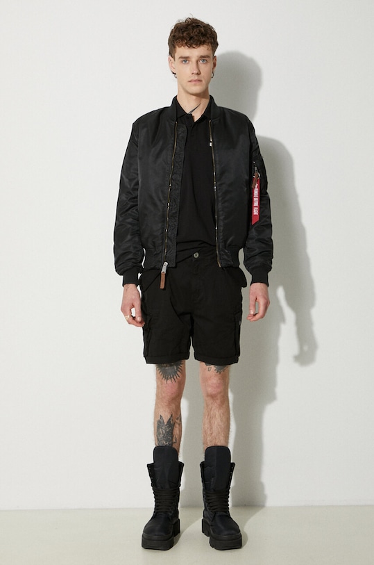 Σορτς Alpha Industries Combat 116210.03 μαύρο SS25