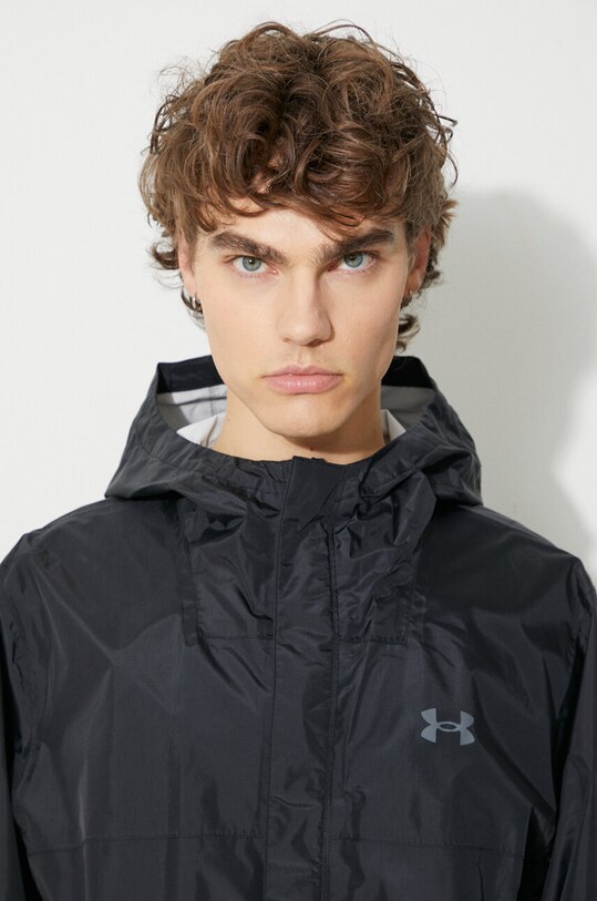 Under Armour kurtka przeciwdeszczowa 1374644 czarny
