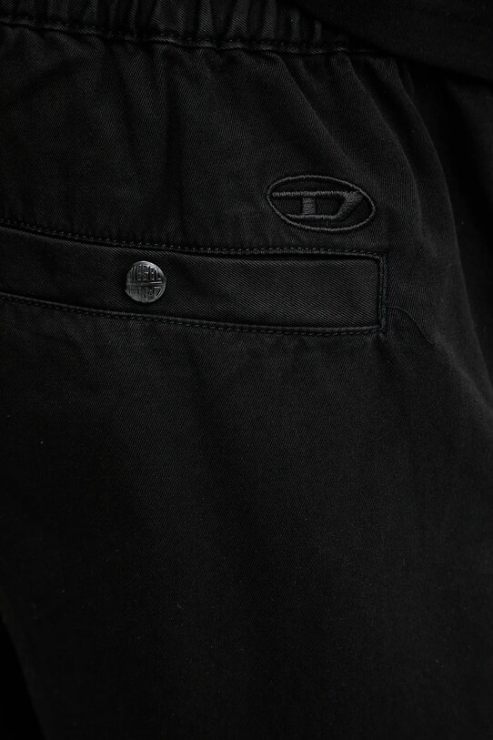 Diesel pantaloni scurti P-BEECK-SHORT SHORTS negru A14762.0NJBP
