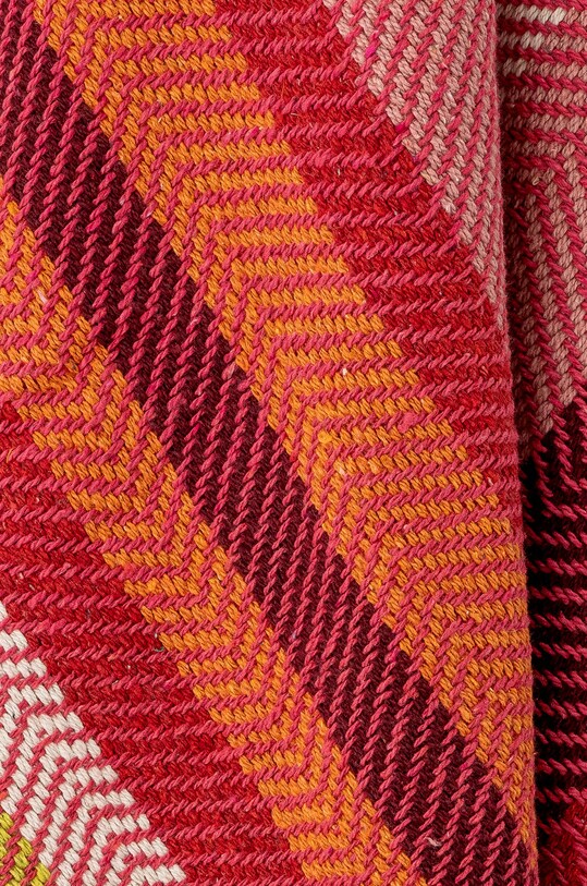 Obývací pokoj a ložnice Bloomingville Přehoz Amra 150 x 130 cm 82055382 červená