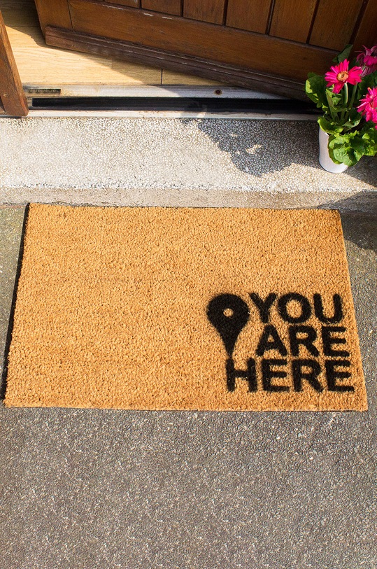 Salon i sypialnia Artsy Doormats wycieraczka Welcome Collection TYPO.YOUAREHERE beżowy