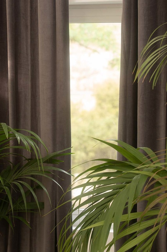 Calma House dekoratív függöny Velur 140 x 280 cm VELUR.140.NEG fekete AA00