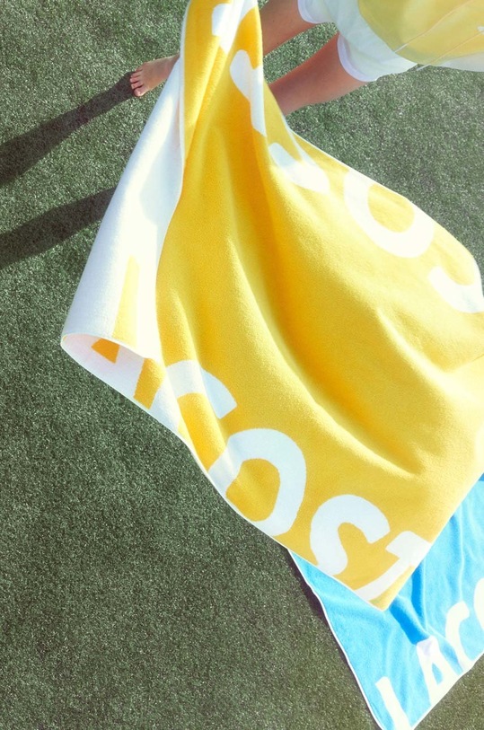 Lacoste ręcznik plażowy żółty 1009658