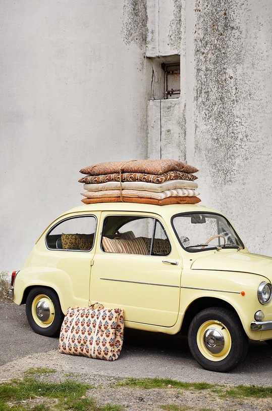 Всекидневна и спалня Матрак Madam Stoltz MP.60100.123 многоцветен