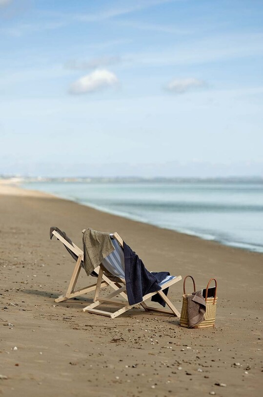 Středně velký bavlněný ručník Zone Denmark Classic 70 x 140 cm béžová 26441.