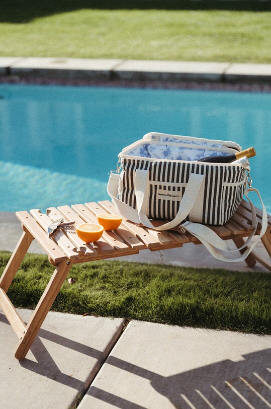 Termotaška Business & Pleasure Co. Premium Cooler Bag BPA.COO.LAU.NVY vícebarevná