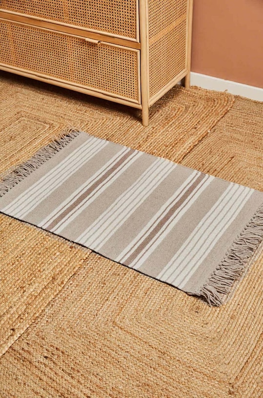 Vlněný kobereček Calma House Chara 60 x 90 cm béžová CHARA.90.BEI