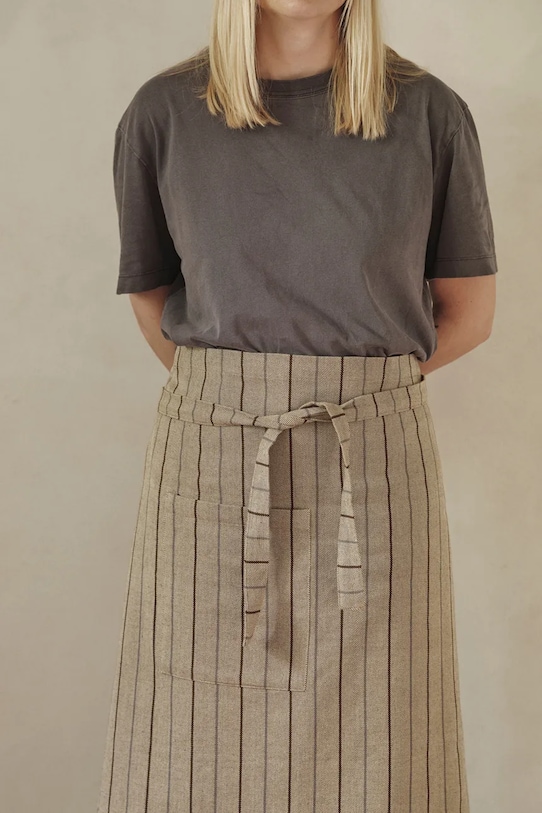 Bavlněná kuchyňská zástěra ferm LIVING Ito 1104270148 béžová AA00