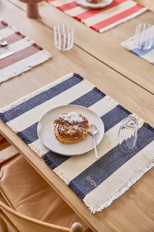 OYOY podkładka pod talerz bawełniana Toppu 48 x 36 cm 2-pack L401965 czarny AA00