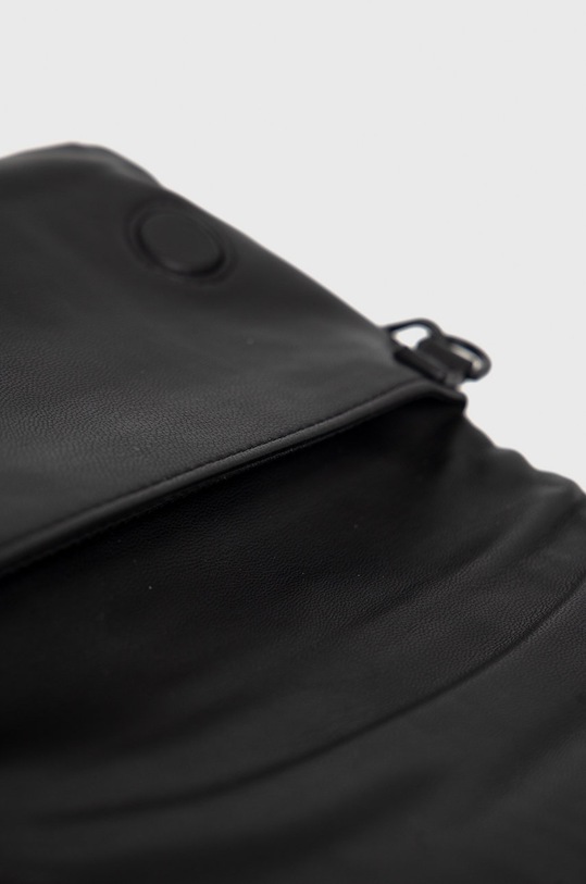 Karl Lagerfeld poseta 225W3222