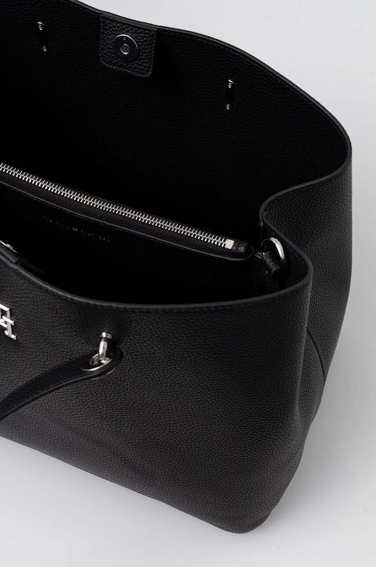 Сумочка Tommy Hilfiger AW0AW15177.NOS чёрный