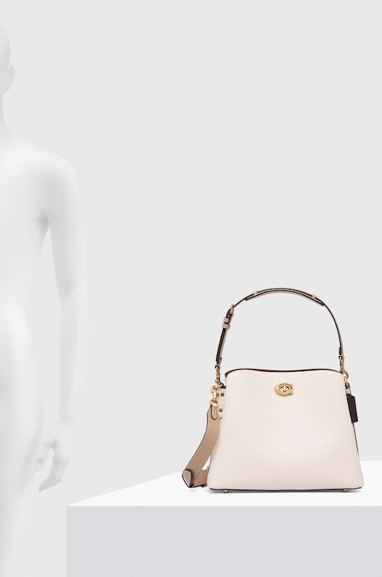 Coach poseta de piele C2590