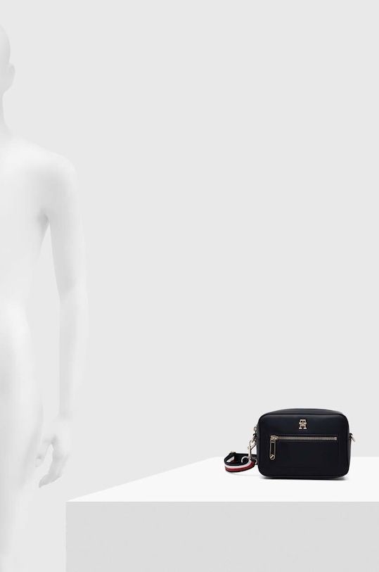 Torbica Tommy Hilfiger AW0AW15864