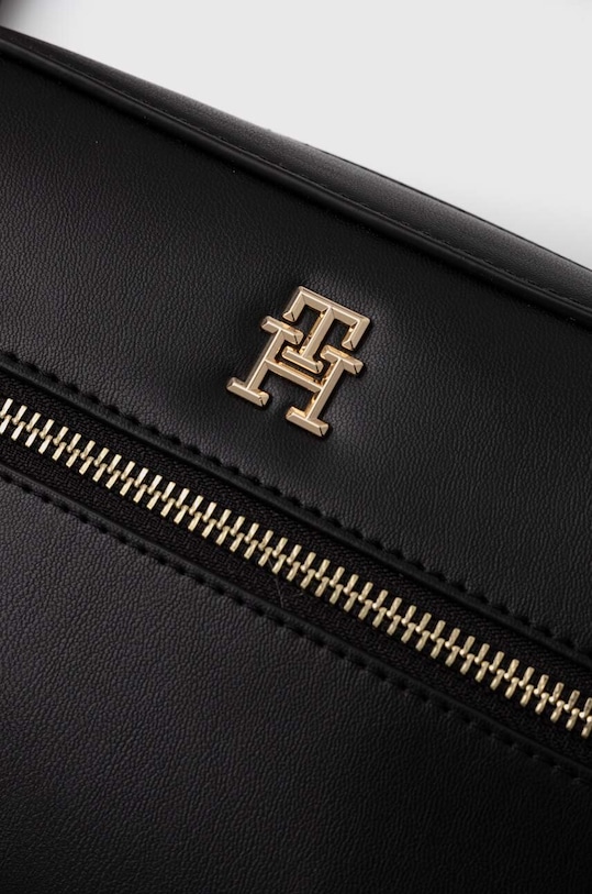 Сумочка Tommy Hilfiger чорний AW0AW15864