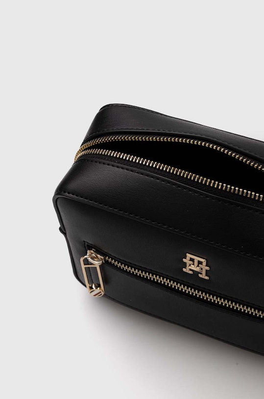 Сумочка Tommy Hilfiger AW0AW15864 чорний