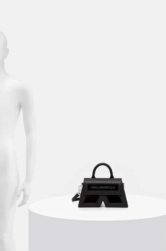 Karl Lagerfeld poseta 245W3107