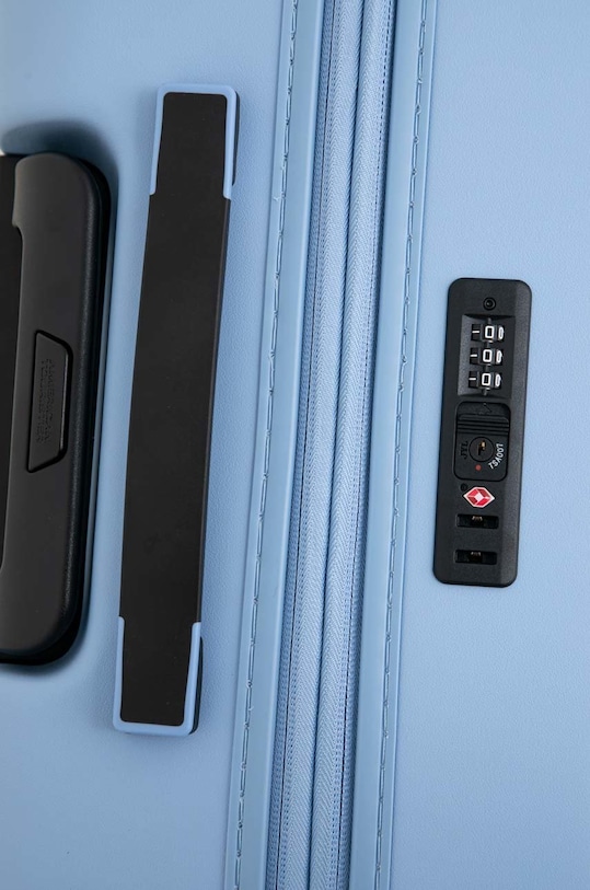 Akcesoria American Tourister walizka 67x45x24 cm 139276.8365 niebieski