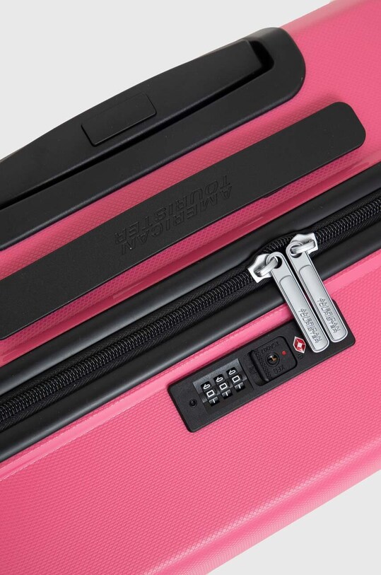 American Tourister walizka 66x46,5x25 cm różowy 139255.L246