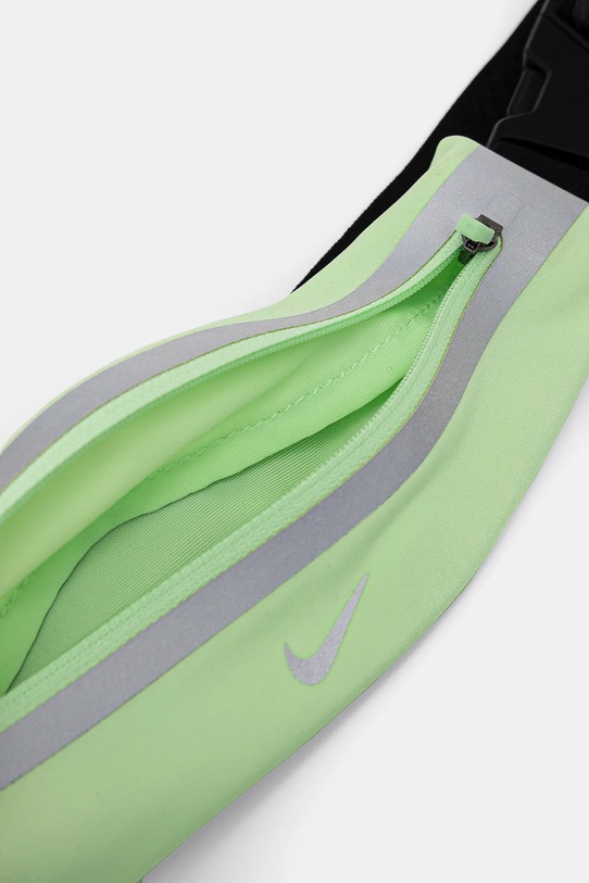 Bežecký pás Nike N.100.3694.327.OS zelená