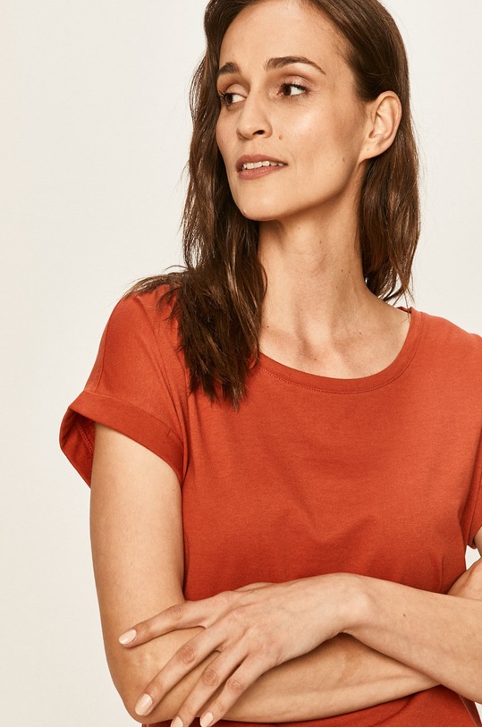 Vila t-shirt czerwony 14025668