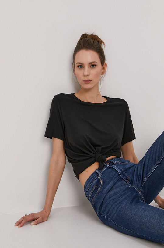 Tričko Vero Moda s elastanom čierna 10243880