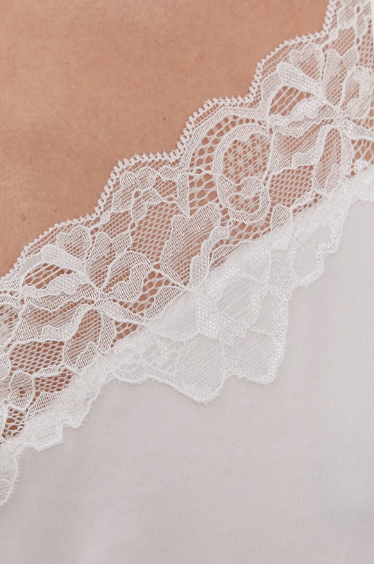 Jacqueline de Yong - Top 15233143 biela