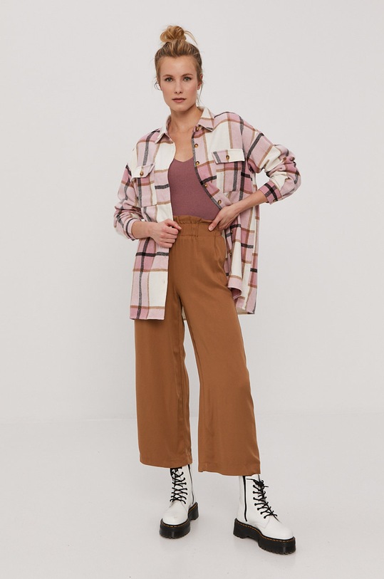 Jacqueline de Yong Top 15180497. różowy AA00