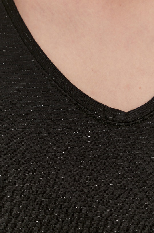 Pieces T-shirt 17078572 czarny