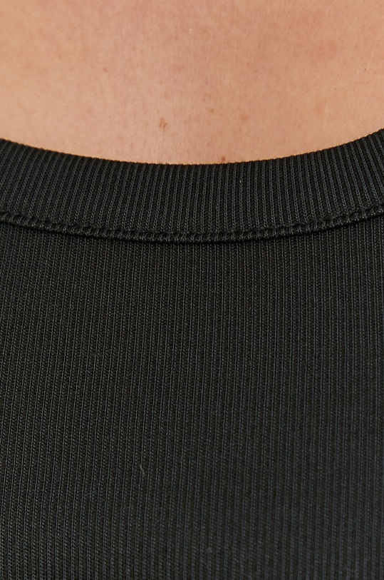 Pieces T-shirt 17101605 czarny