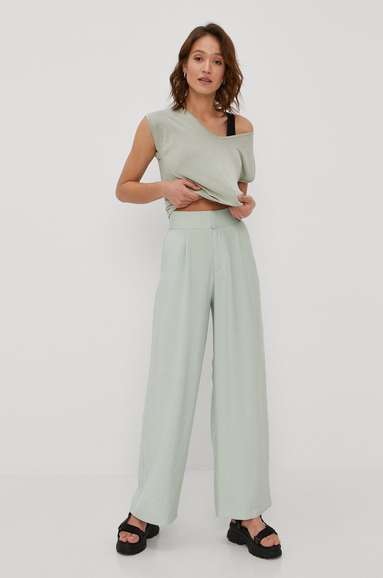 Pieces T-shirt 17095260 zielony AA00