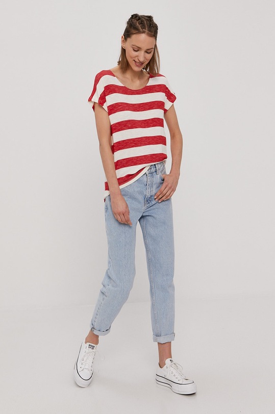 Vero Moda T-shirt 10190017 czerwony AA00