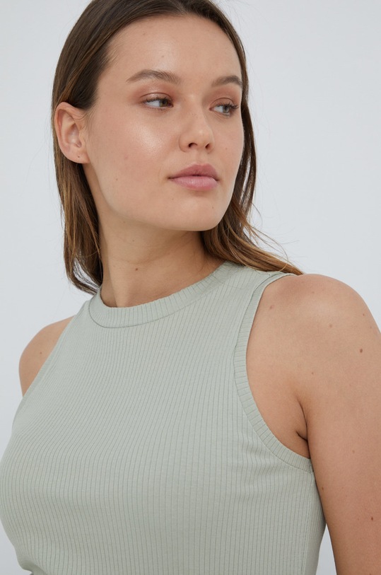 Top Vero Moda s elastinom zelena 10230435.DesertSage