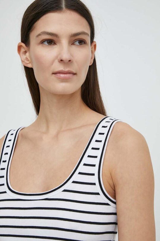 Top Gestuz biela 10909042