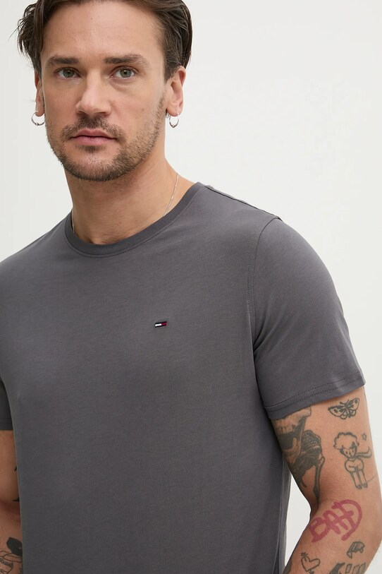 Бавовняна футболка Tommy Jeans сірий DM0DM04411