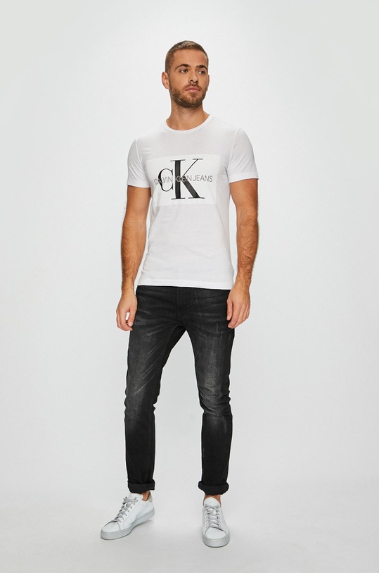 Calvin Klein Jeans - Pánske tričko J30J307842 biela AA00