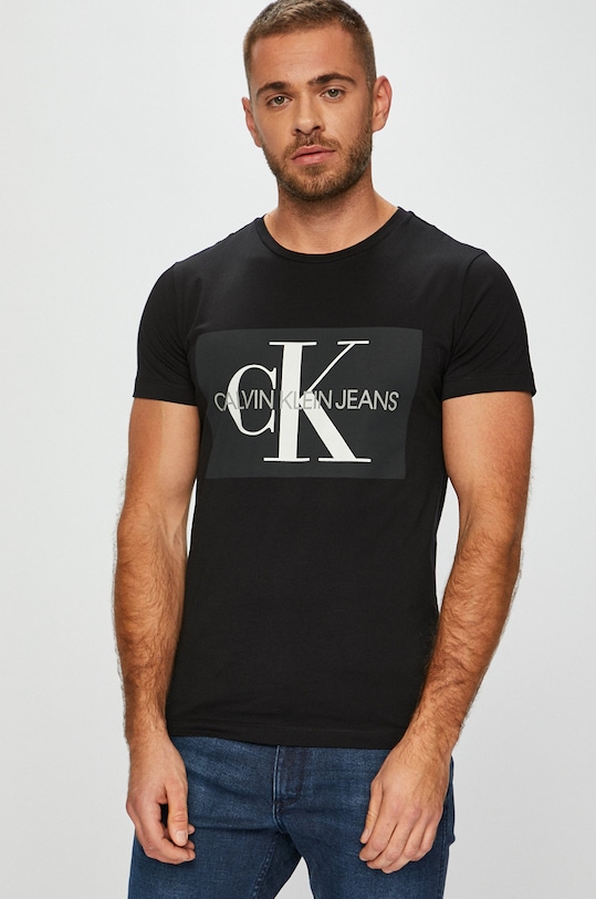 Tričko Calvin Klein Jeans potisk černá J30J307842