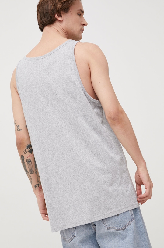 Odjeća Majica kratkih rukava Vans VN000Y8VATJ1 siva