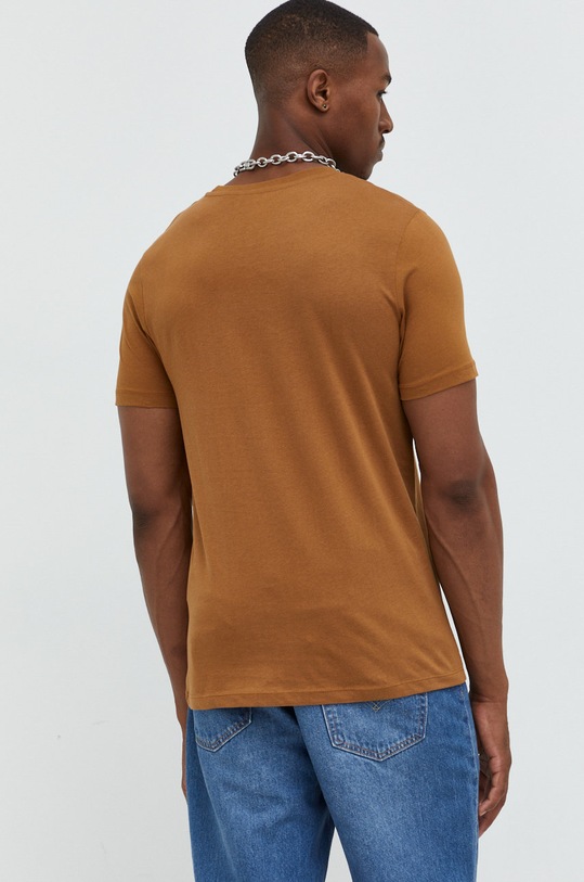 Одежда Хлопковая футболка Jack & Jones 12210949.Rubber коричневый