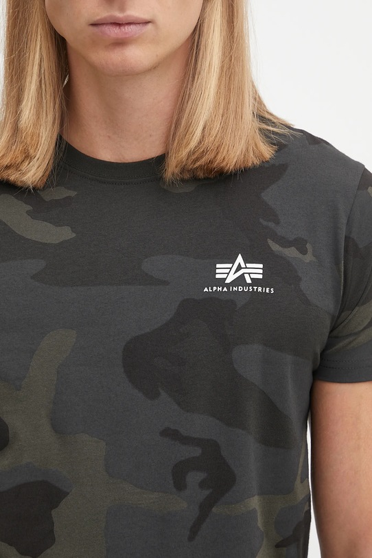 Bavlněné tričko Alpha Industries Basic T Small Logo Camo černá 188505C.125