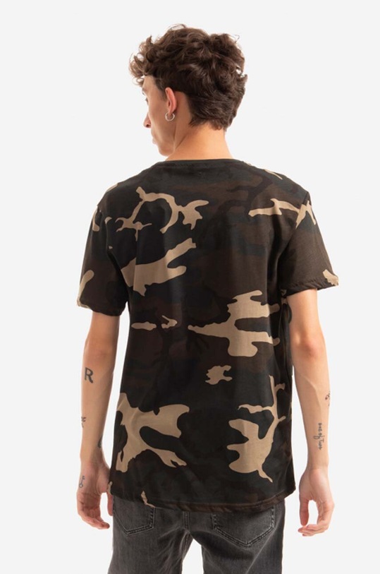 Odzież Alpha Industries t-shirt bawełniany Basic 188505C.408 zielony