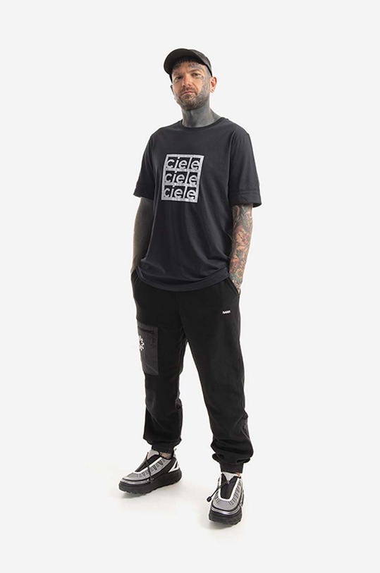 Тениска Ciele Athletics Stacked CLNSBTSK.BK001 черен AA00