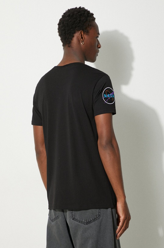 Памучна тениска Alpha Industries 108510.556 черен SS24