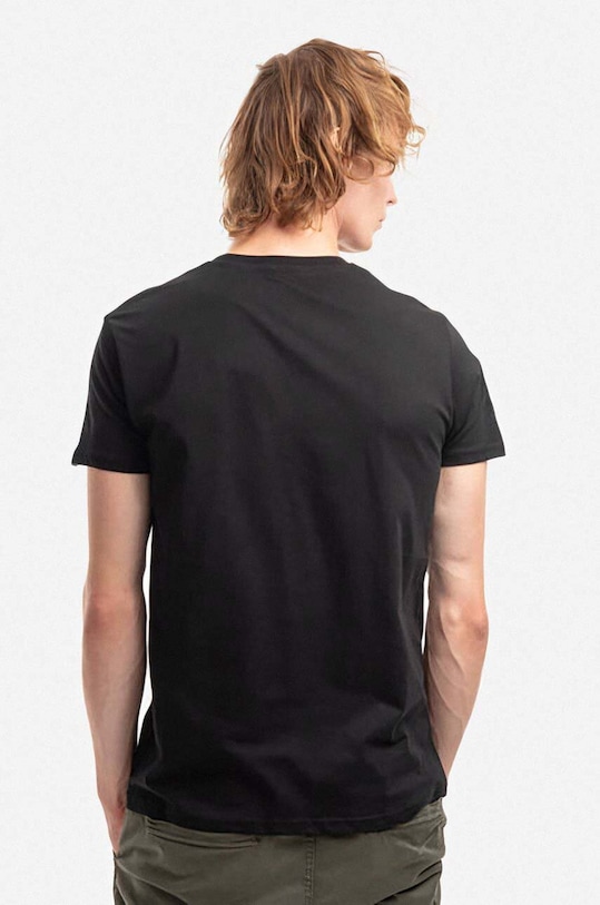 Odzież Alpha Industries t-shirt bawełniany 108510.556 czarny
