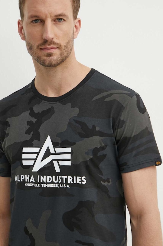 Bavlněné tričko Alpha Industries Basic T-Shirt Camo regular černá 100501C.125