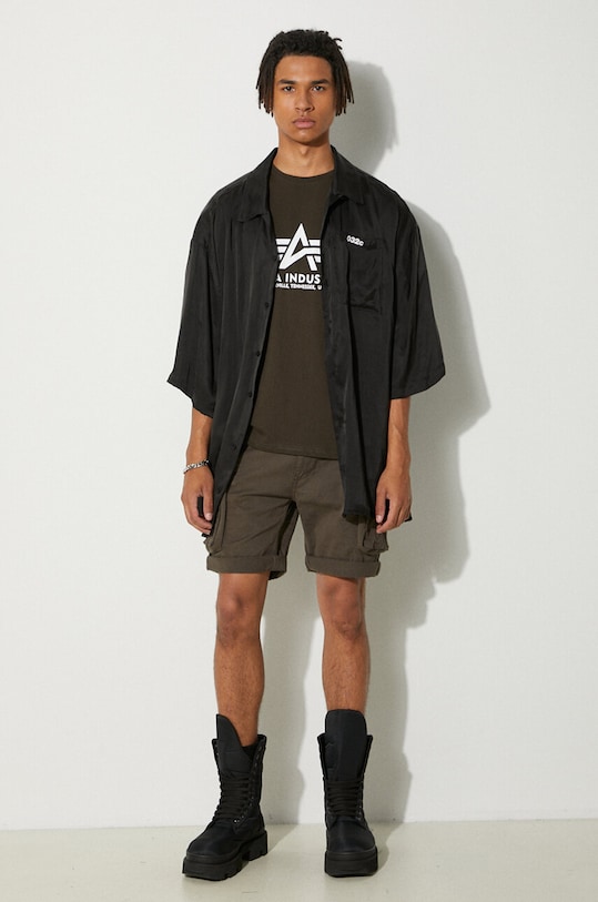 Alpha Industries tricou din bumbac Basic 100501.413 maro SS25