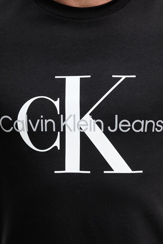 Calvin Klein Jeans t-shirt in cotone nero J30J320935